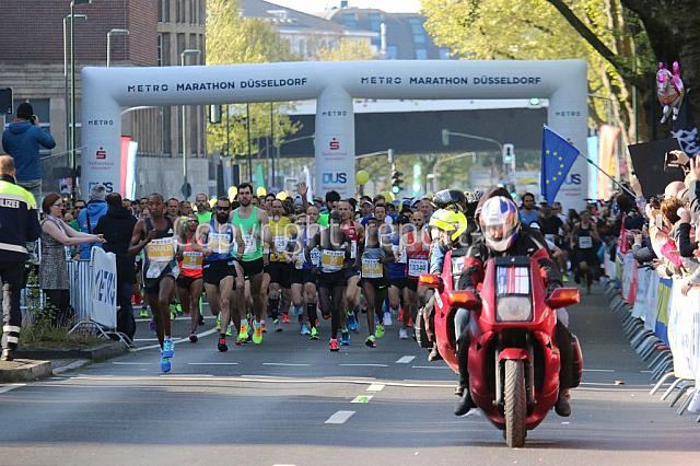 Marathon 1 Start Karina Hermsen (7)